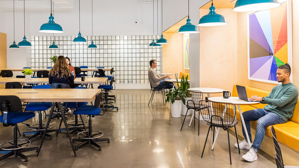 Can I Have A Minimalist Office In A Co-working Space?