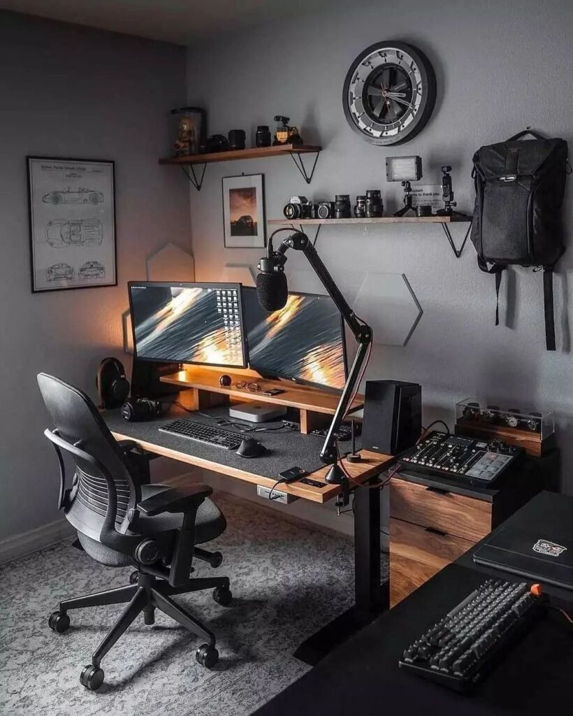 What Are Some Minimalist Office Setup Ideas For Creatives?